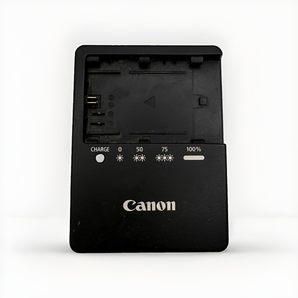 Genuine Canon LC-E6 Battery Charger for LP-E6 - 5D Mark II/III, 6D, 60D, 7D, 70D